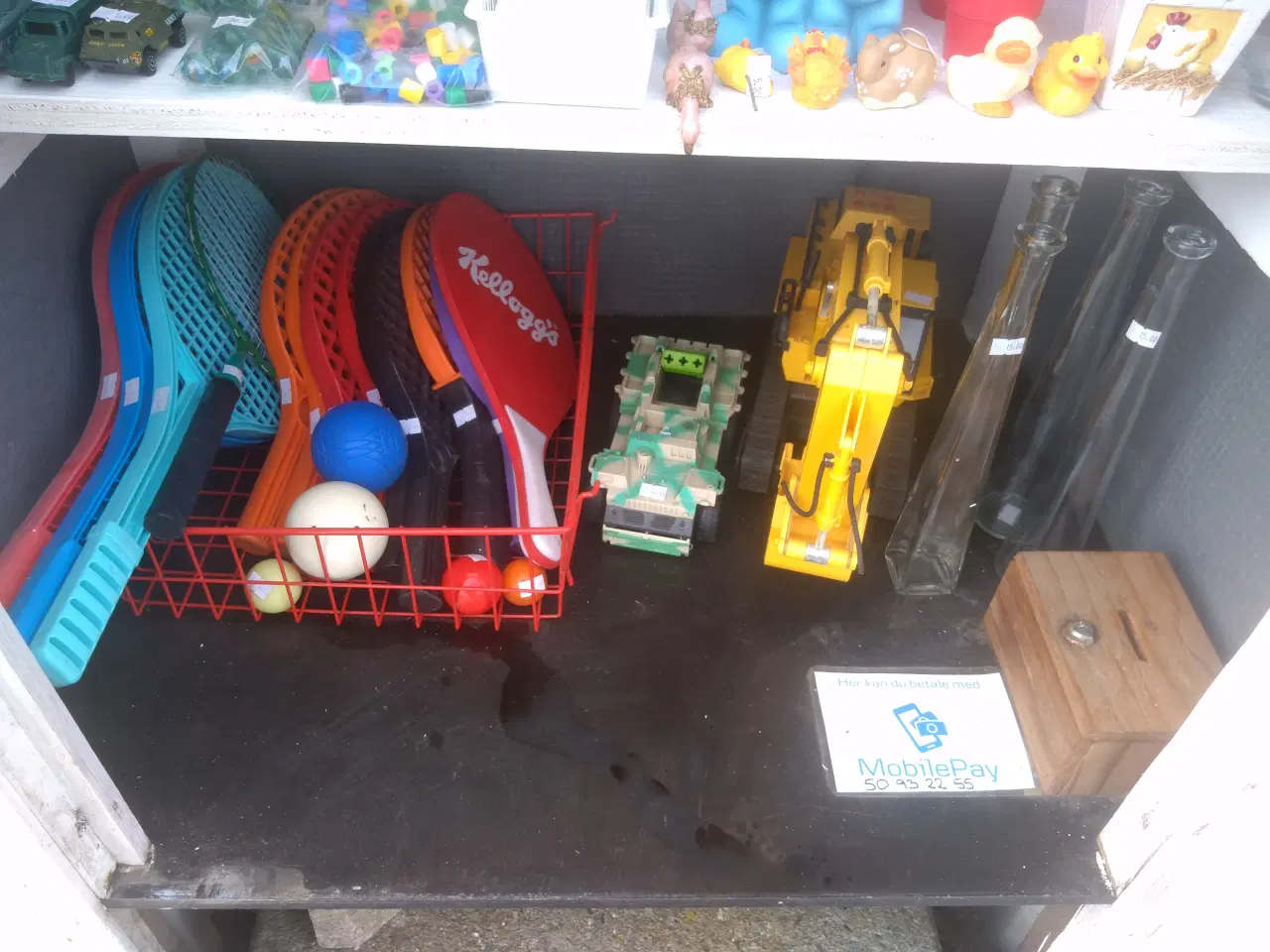 Billede 5 - Vejbod med høflig selvbetjening