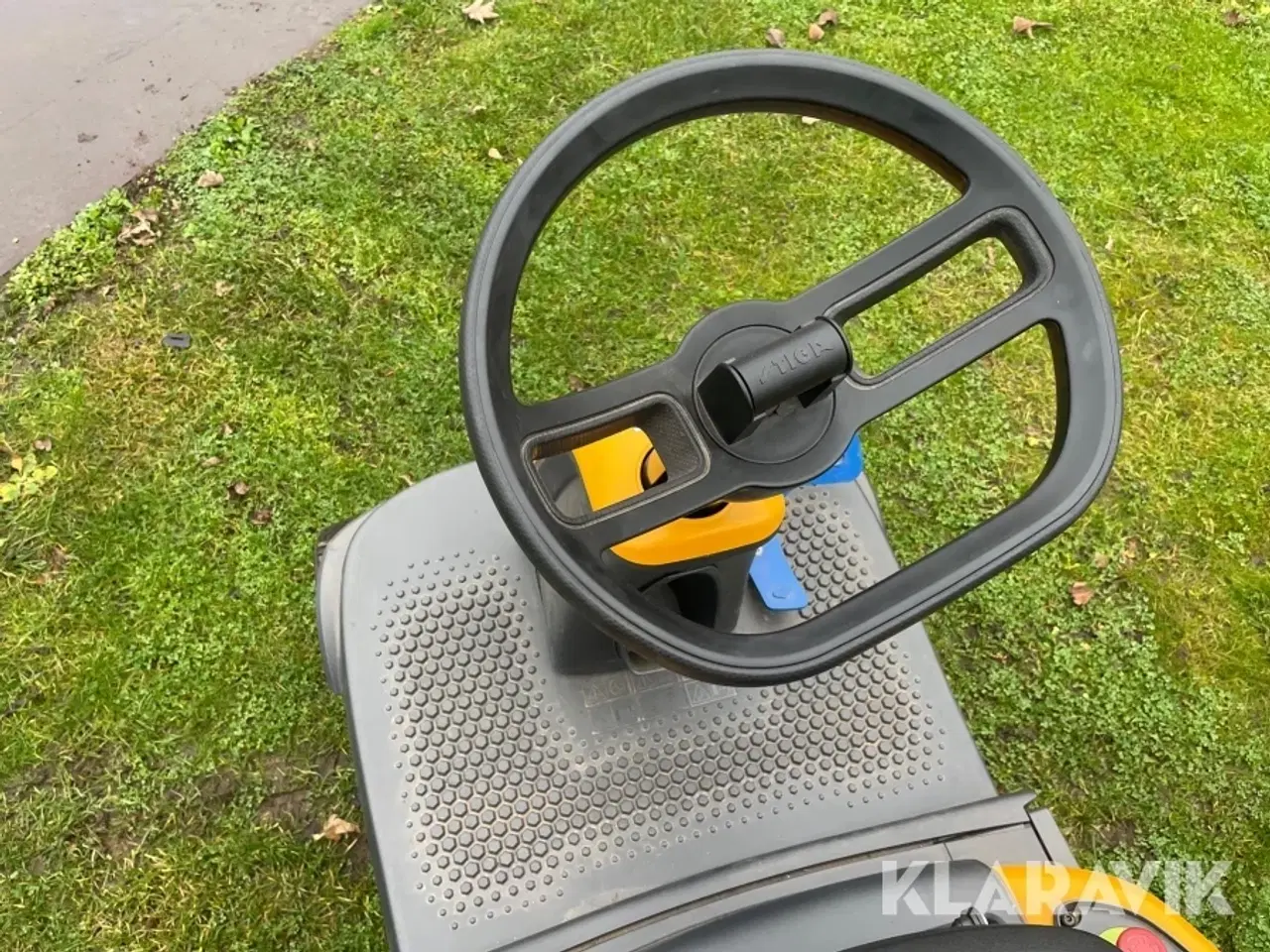 Billede 9 - Græsslåmaskine Stiga Rider Swift 372E