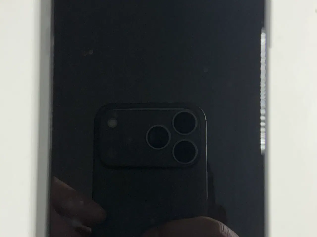 Billede 2 - iPhone 11 64 gb sort ( læs teksten )