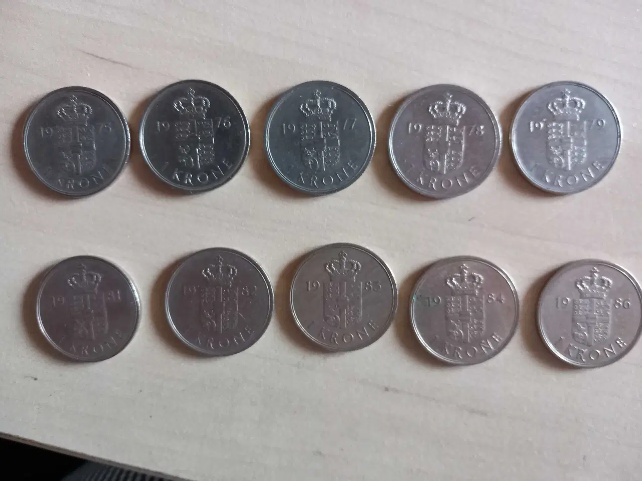 Billede 2 - 10 forskellige årgange 1 kr.