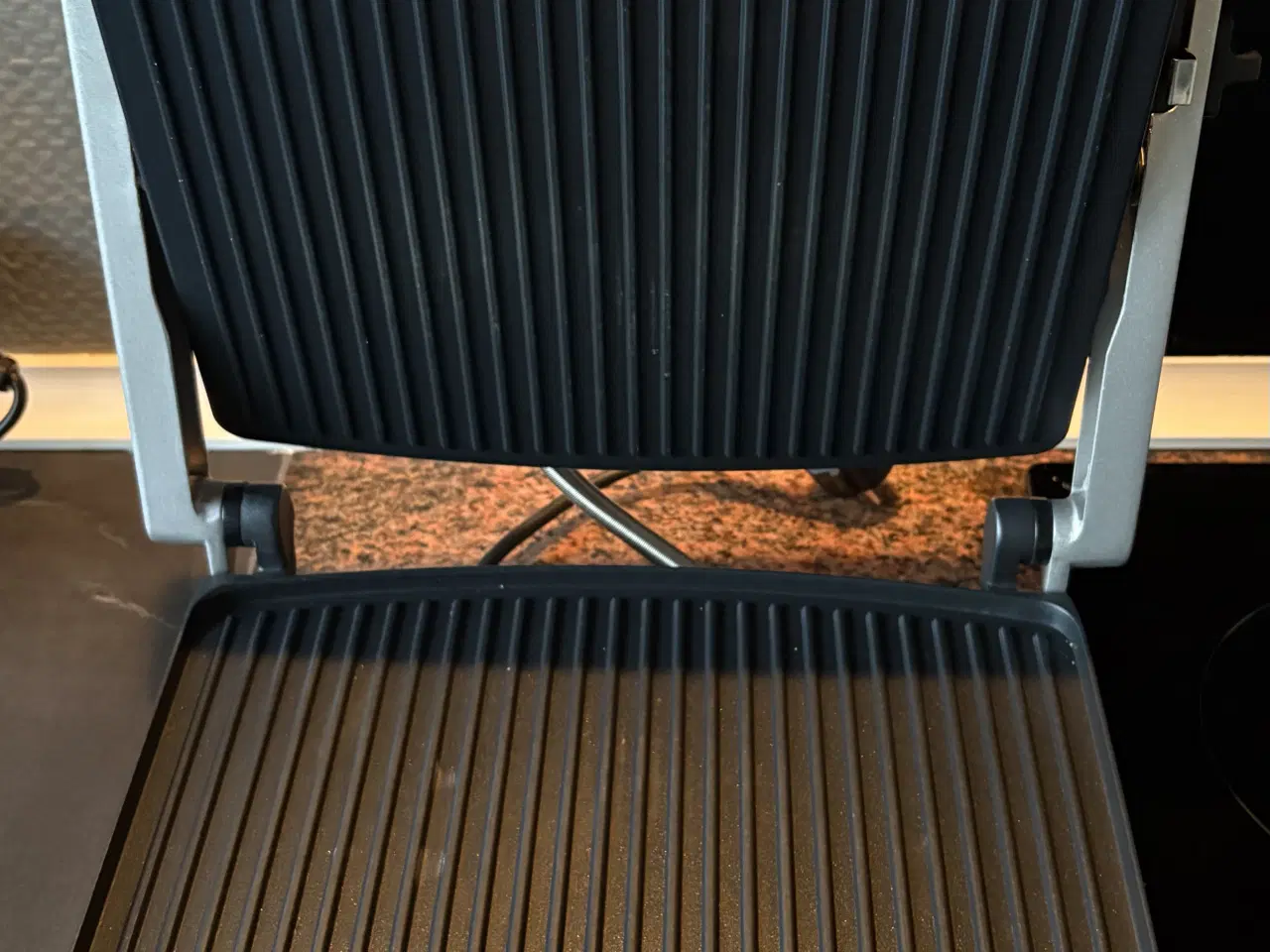 Billede 2 - Super flot bordgrill