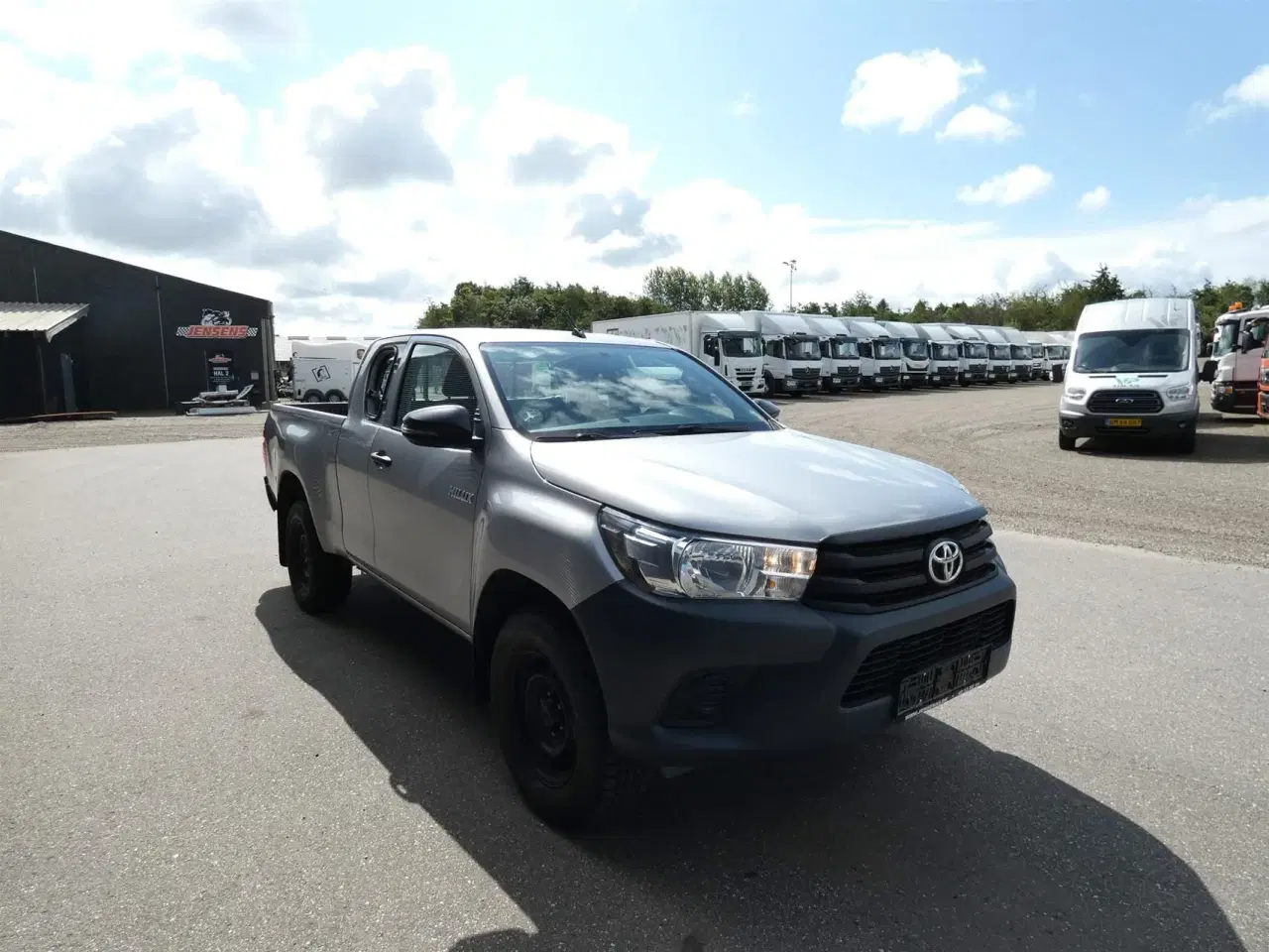 Billede 4 - Toyota HiLux Extra Cab 2,4 D-4D T2 AWD 150HK Pick-Up 6g