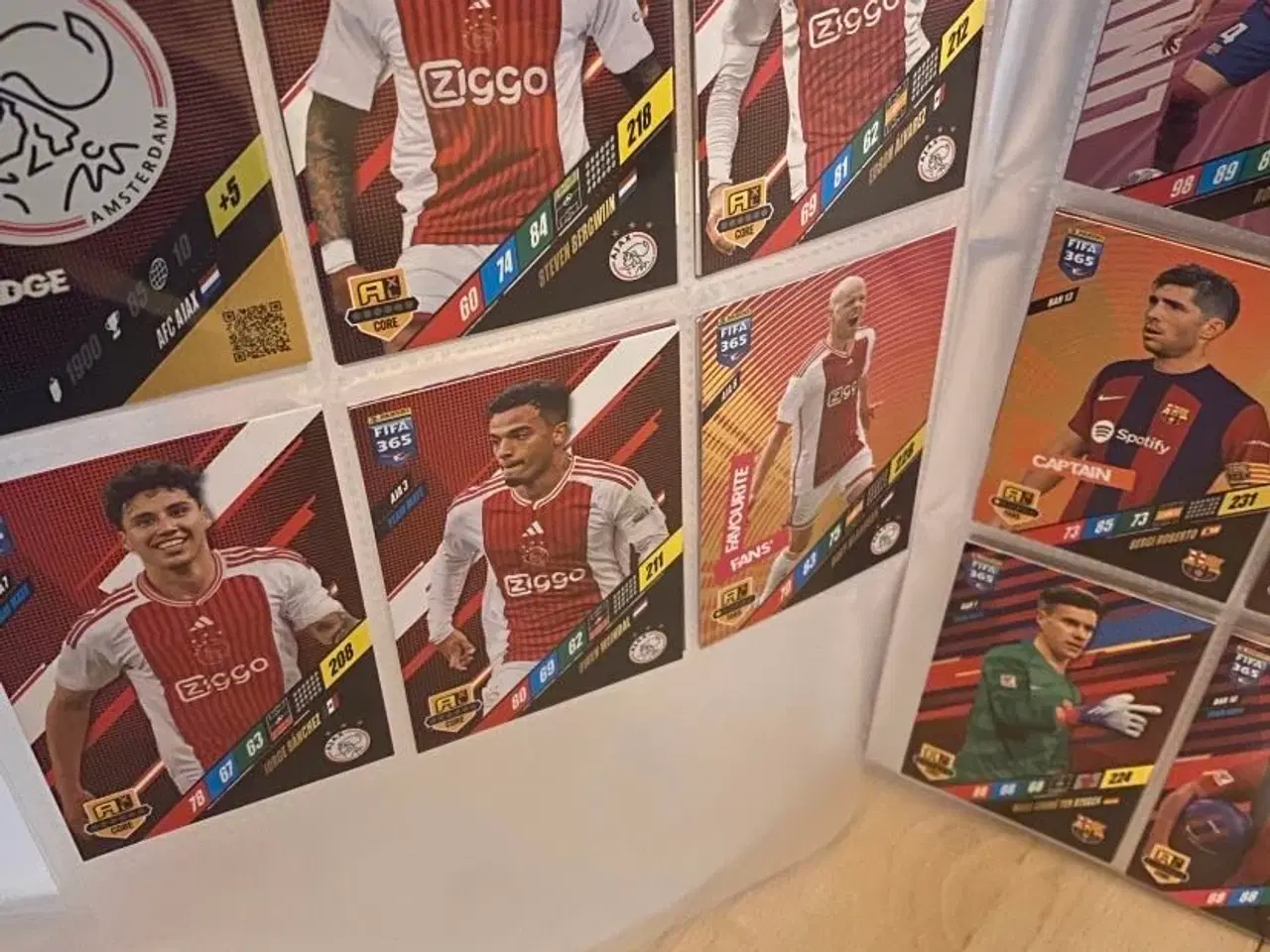 Billede 4 - Fodbold samlekort i mappe 