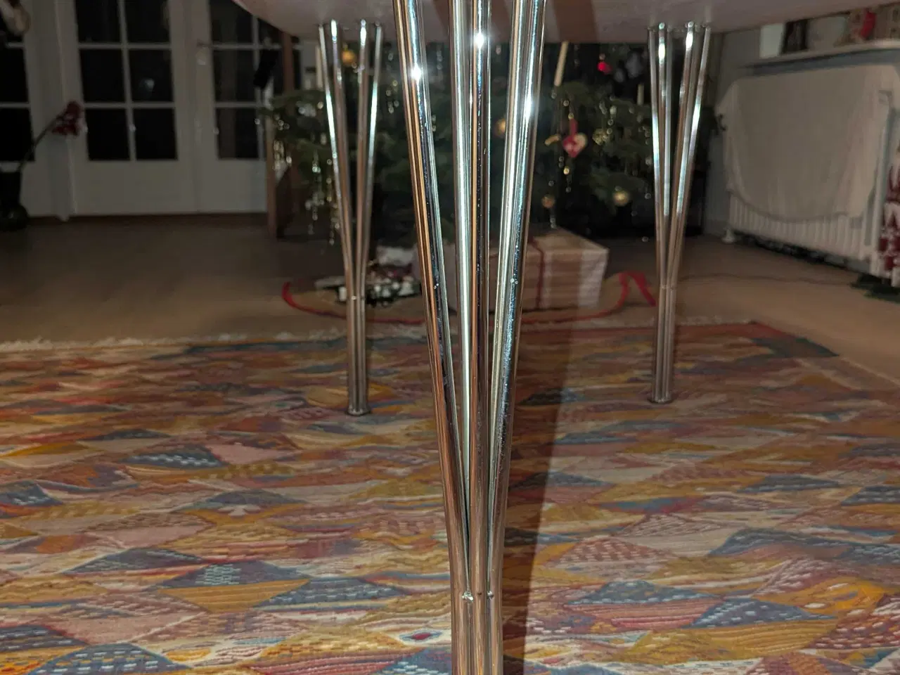 Billede 3 - Spisebord (snedkermester Lau Lauritsen)