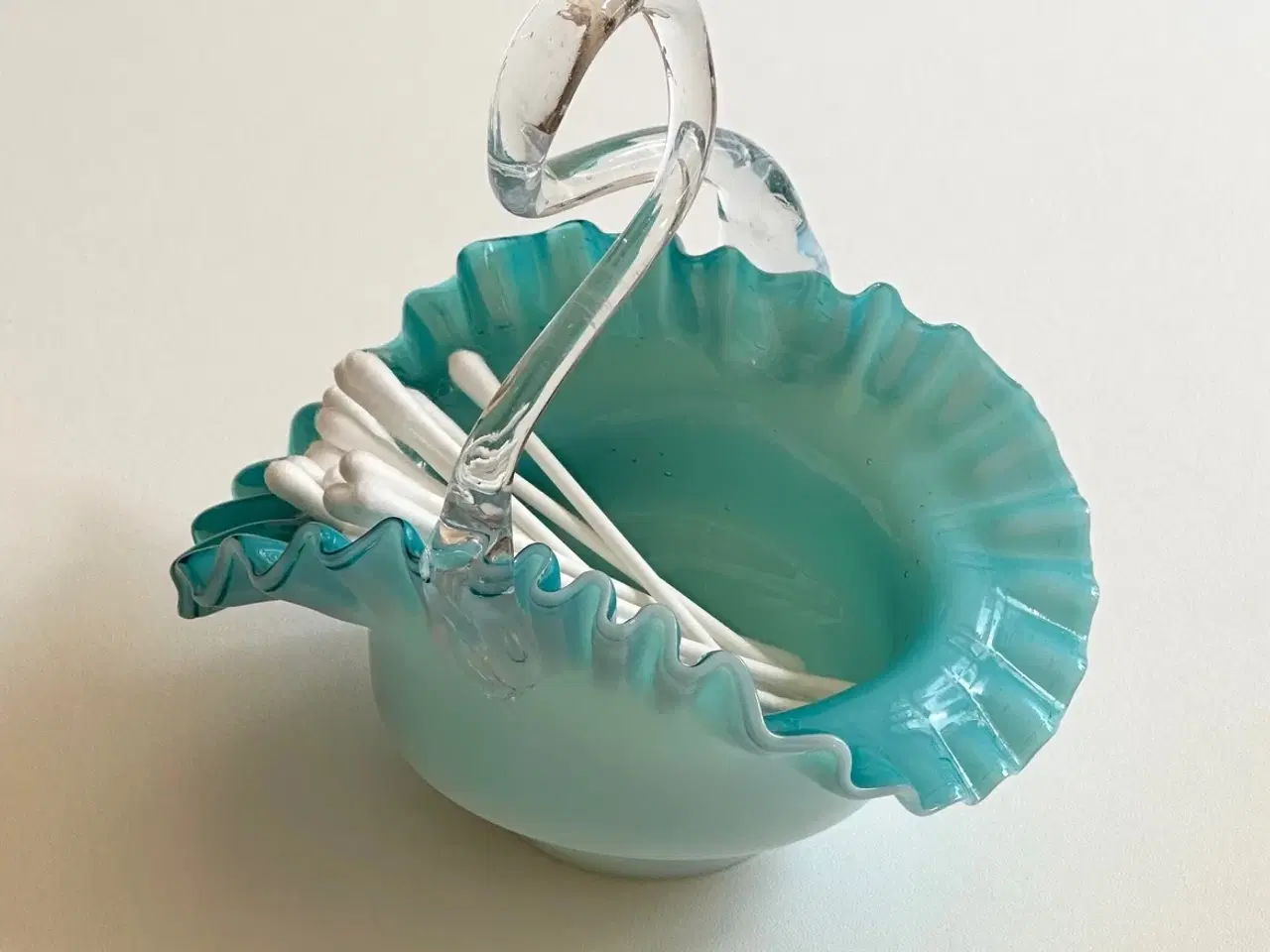 Billede 1 - Flæseskål m hank, lyseblå