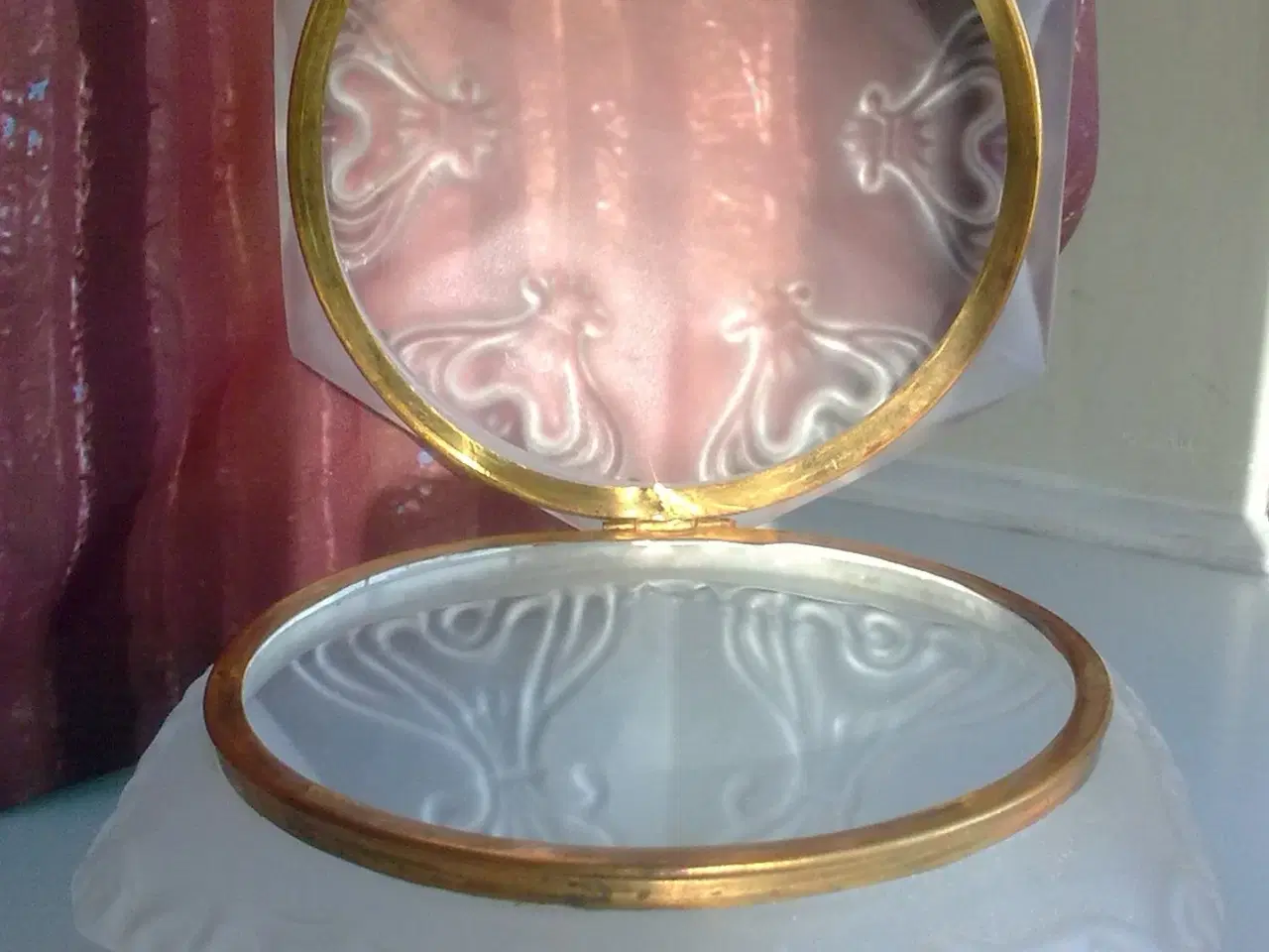 Billede 11 - Art deco skrin i matteret glas * lågkrukke