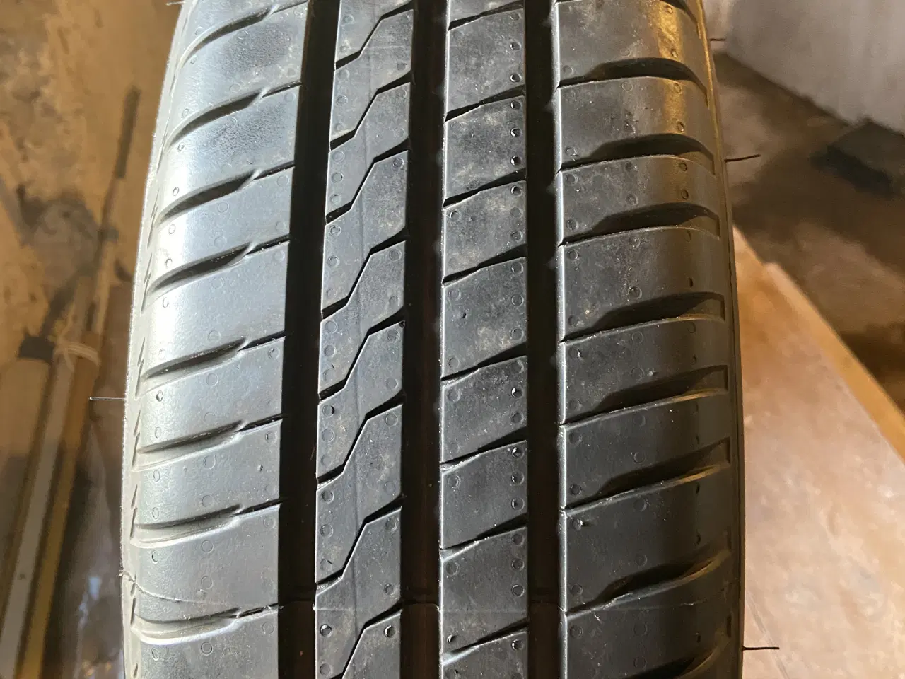 Billede 4 - Næsten nye sommerdæk