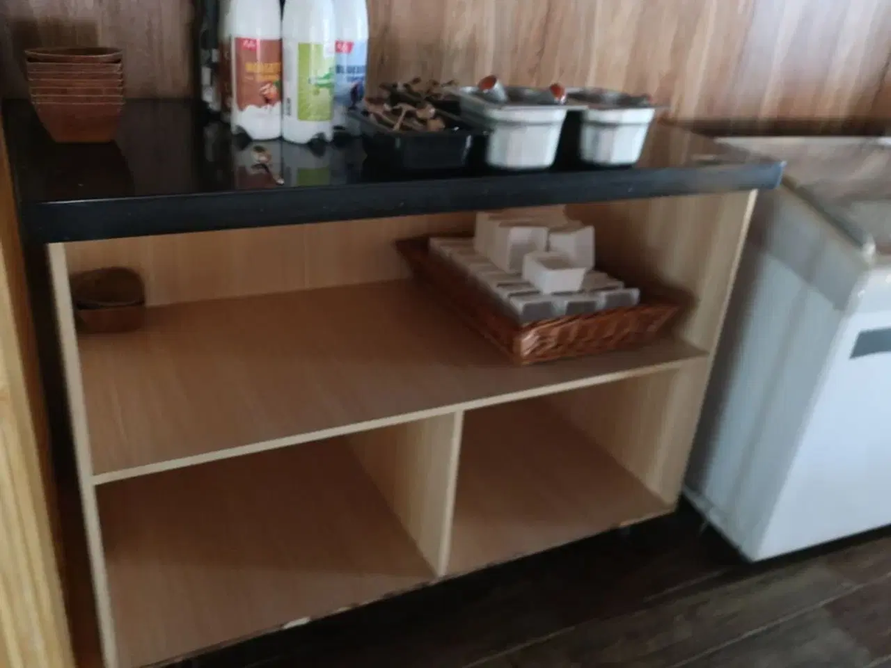 Billede 4 - To buffetborde