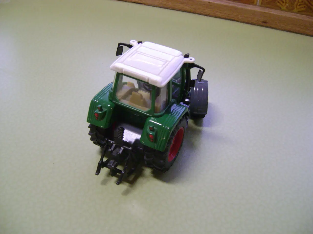 Billede 3 - Model traktor Fendt 411