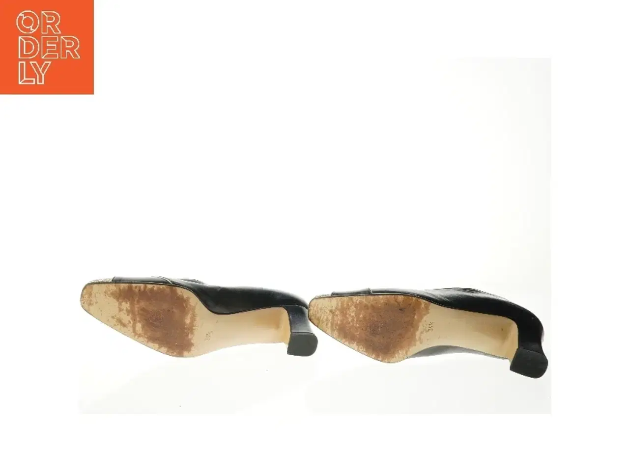 Billede 4 - Sorte damepumps med hæl fra Ivory Of Bond Street (str. 39,5)