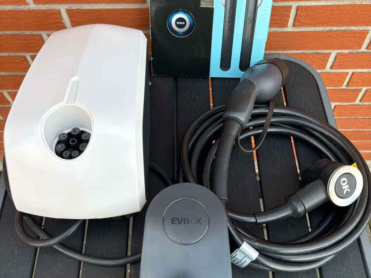 Billede 1 - Ladebox til elbil