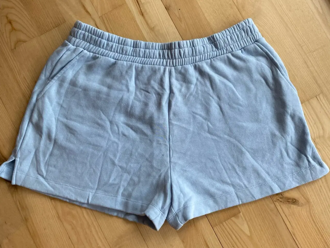 Billede 1 - Bershka shorts XL - næsten som nye