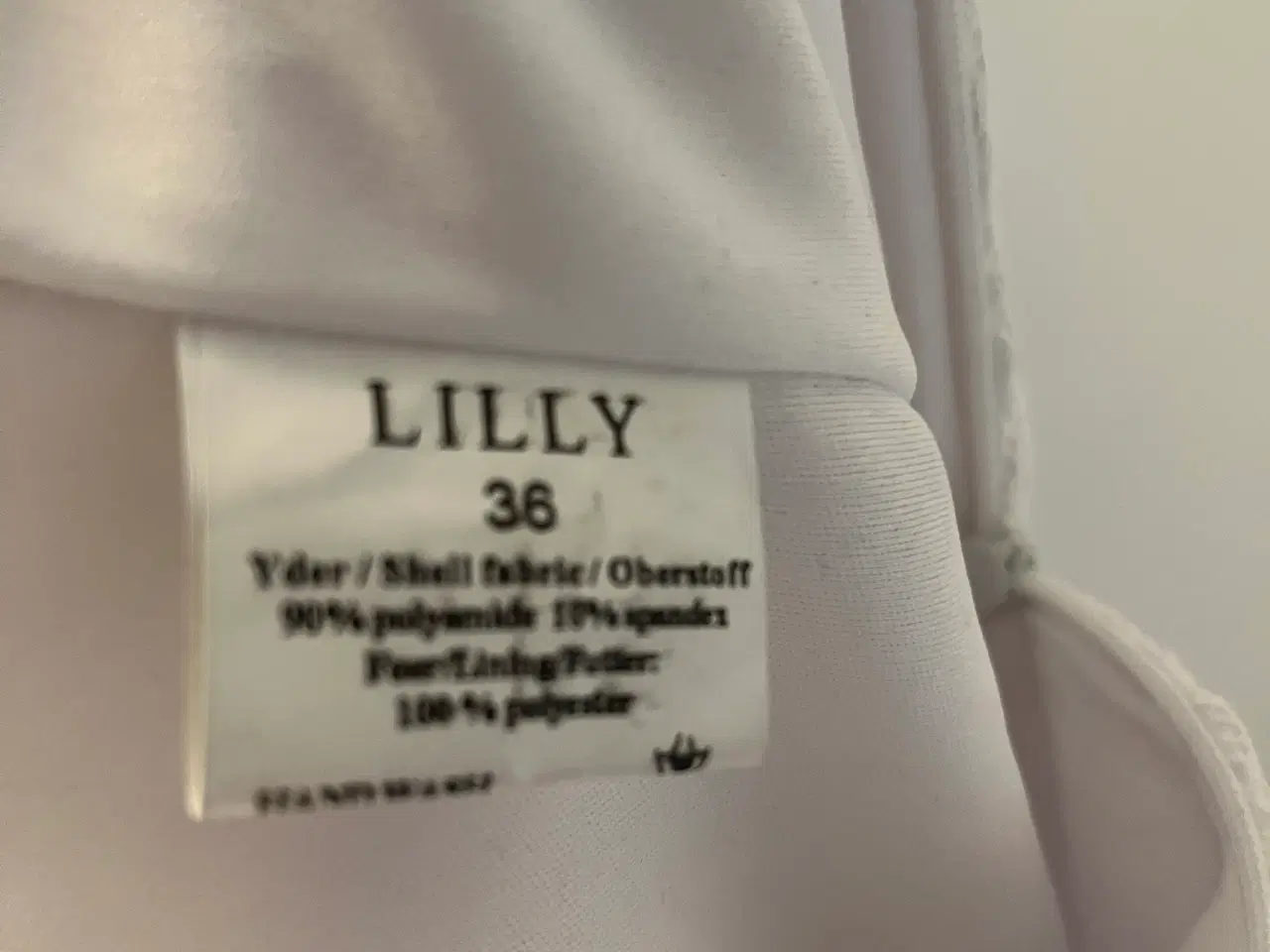 Billede 3 - Konfirmations kjole fra Lilly 