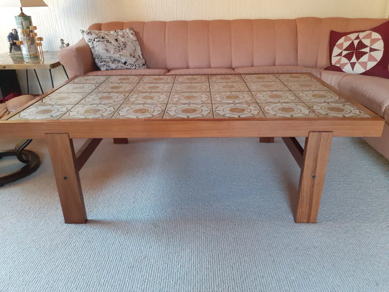 Billede 2 - 2 sofaborde med kakler i palisander