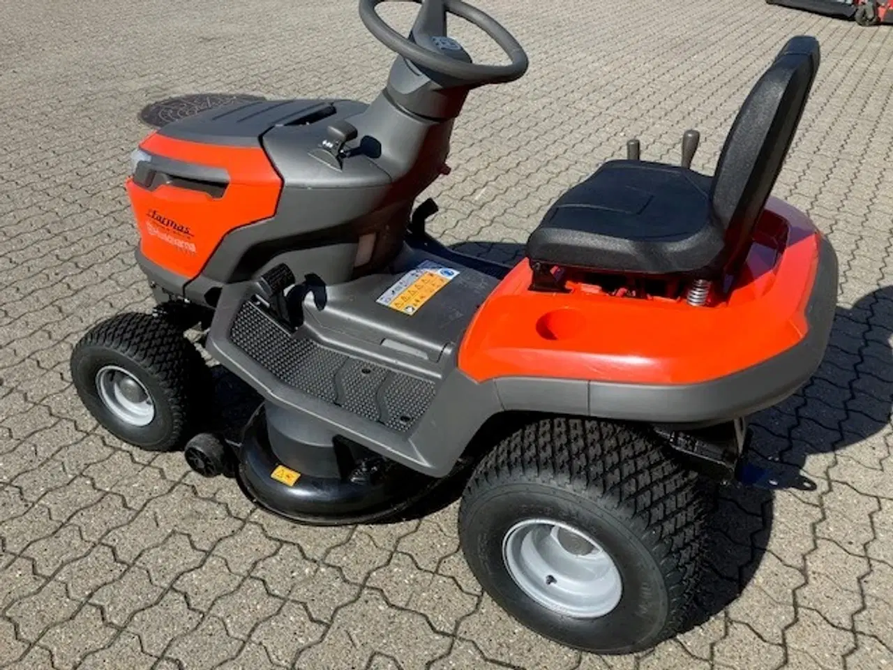 Billede 1 - Husqvarna Havetraktor TS 112 95 cm klipper