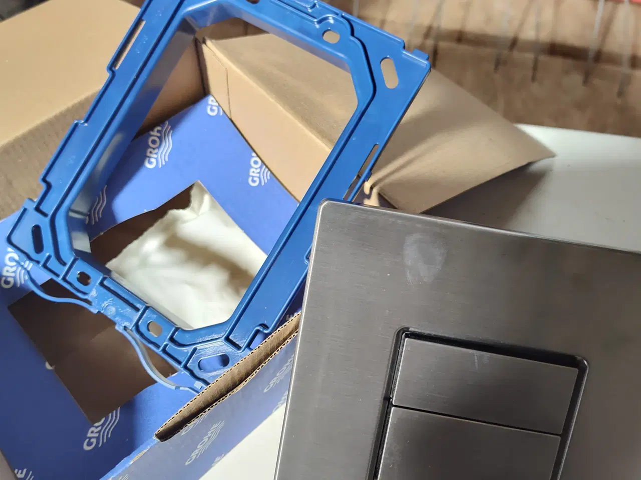 Billede 2 - Grohe toilet knap 