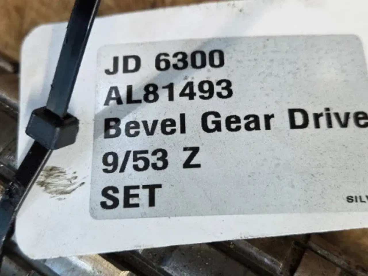 Billede 10 - John Deere 6300 Differential Sæt AL81493