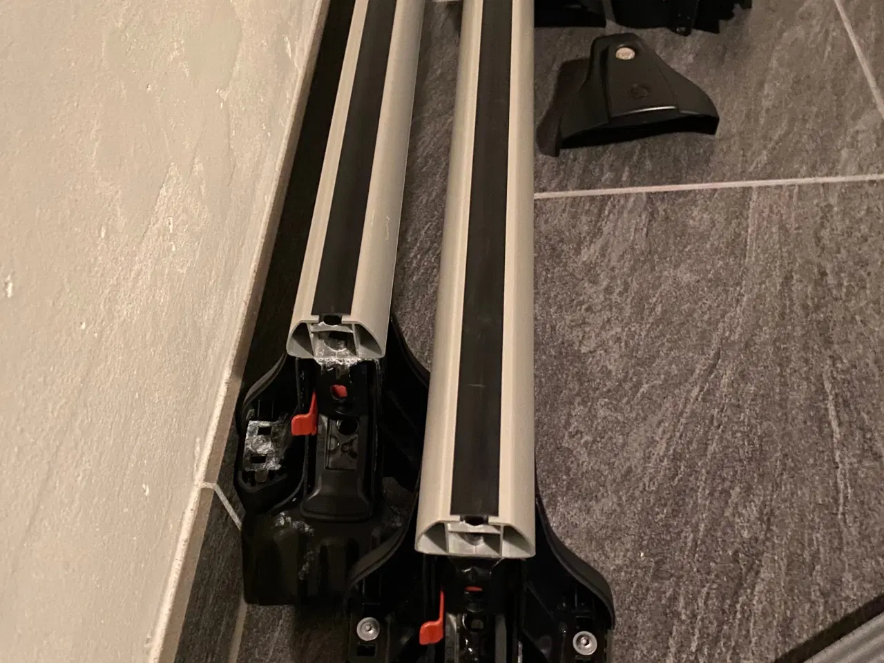 Billede 1 - Tagbøjler til Skoda Octavia III (model 5e)