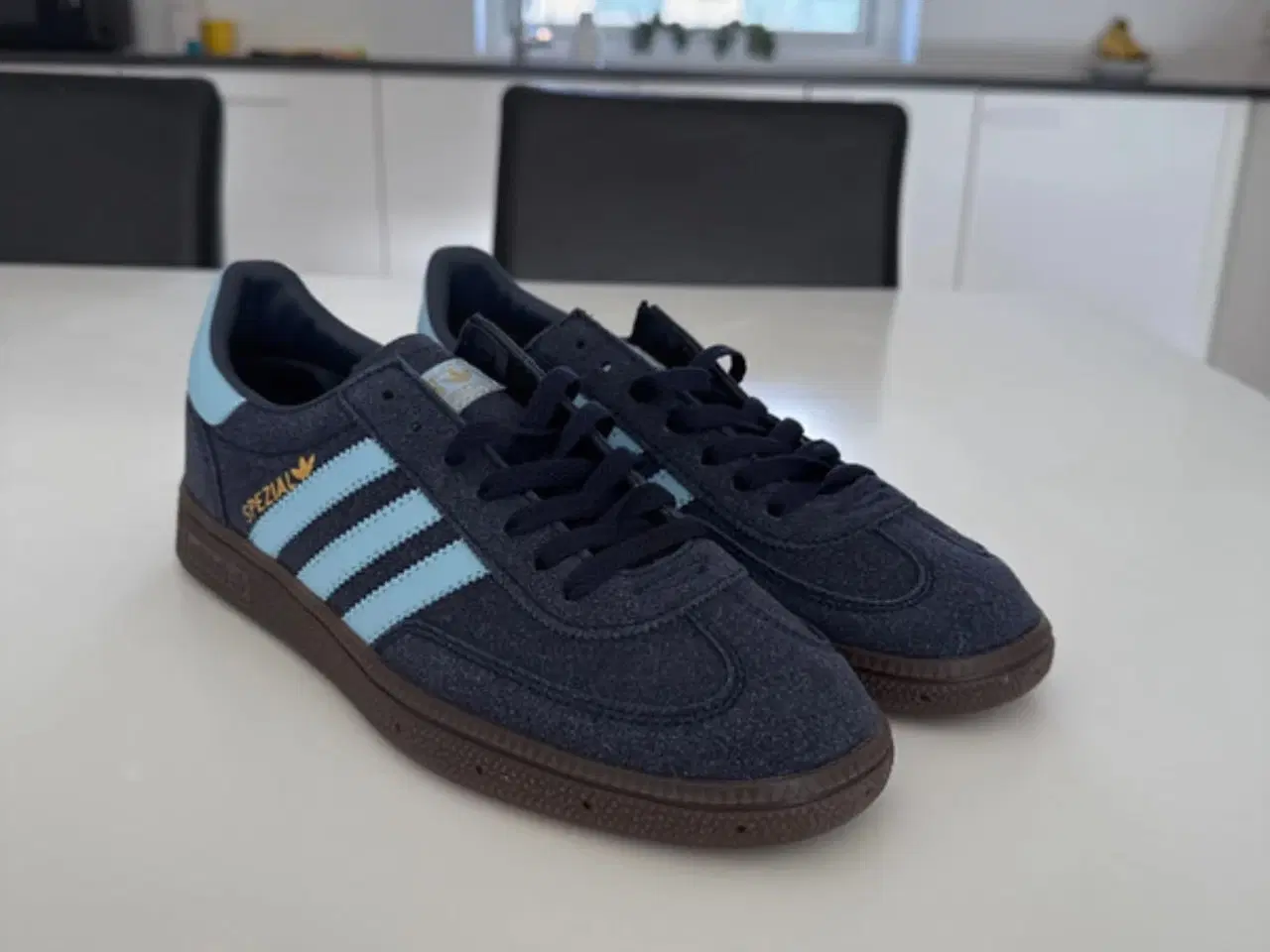 Billede 2 - adidas spezial i mørkeblå str 44
