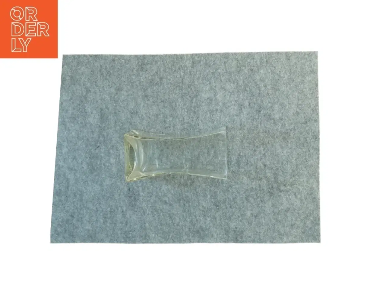 Billede 2 - Gennemsigtig glasvase (str. 20 x 10 cm)