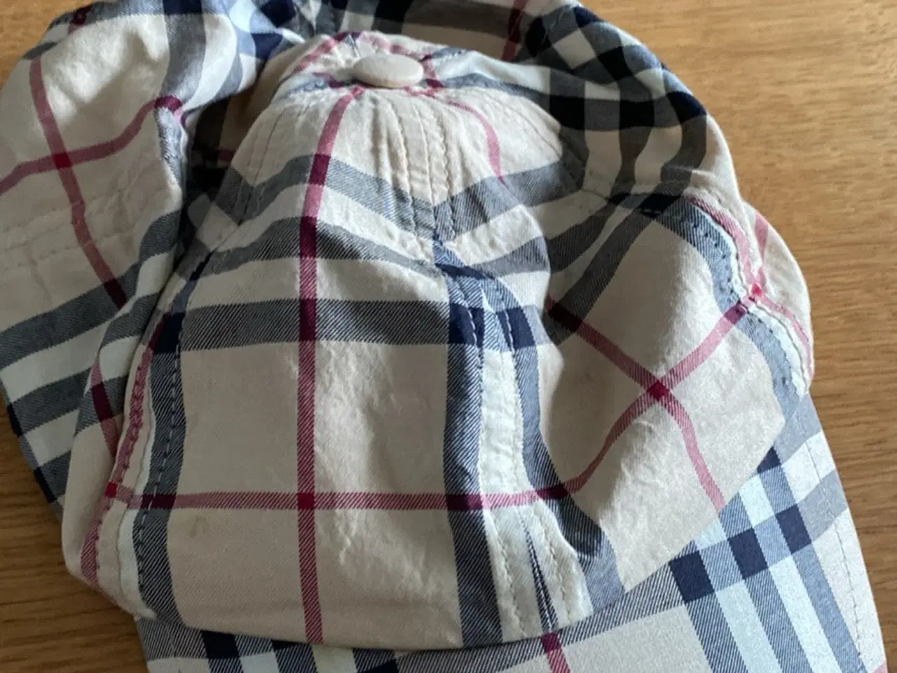 Billede 3 - Burberry kasket 