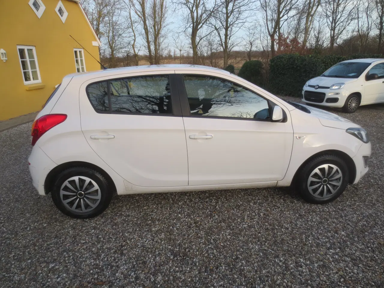 Billede 5 - Hyundai i 20 Årg 2013 Ny model Synet. 