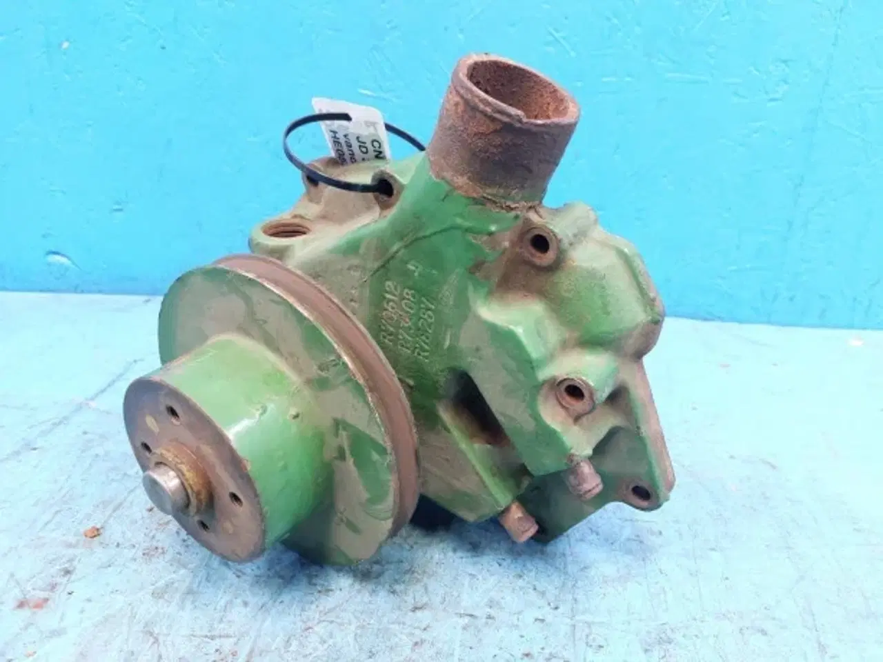 Billede 3 - John Deere 3640 Renoveret Vandpumpe RE18676