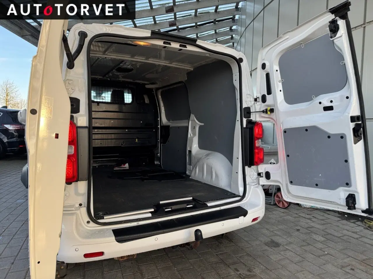 Billede 16 - Citroën Jumpy 2,0 BlueHDi 180 L2 ProffLine EAT8