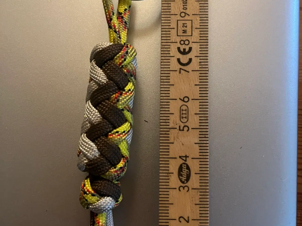 Billede 9 - Nølering i paracord, pris pr stk 