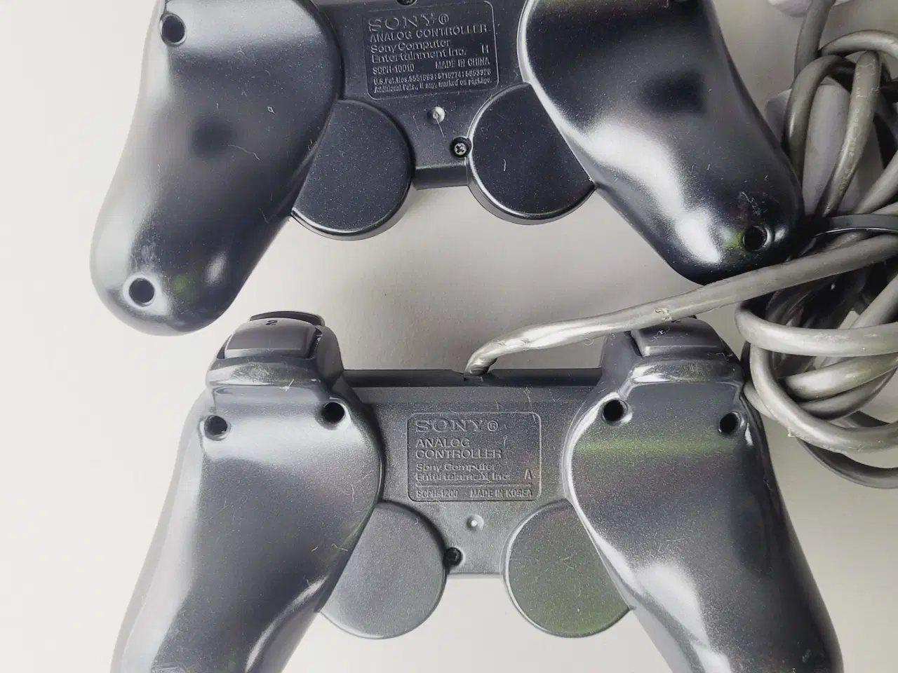 Billede 3 - ⭐️· 2 stk. Originale Sony PS2 Controllere