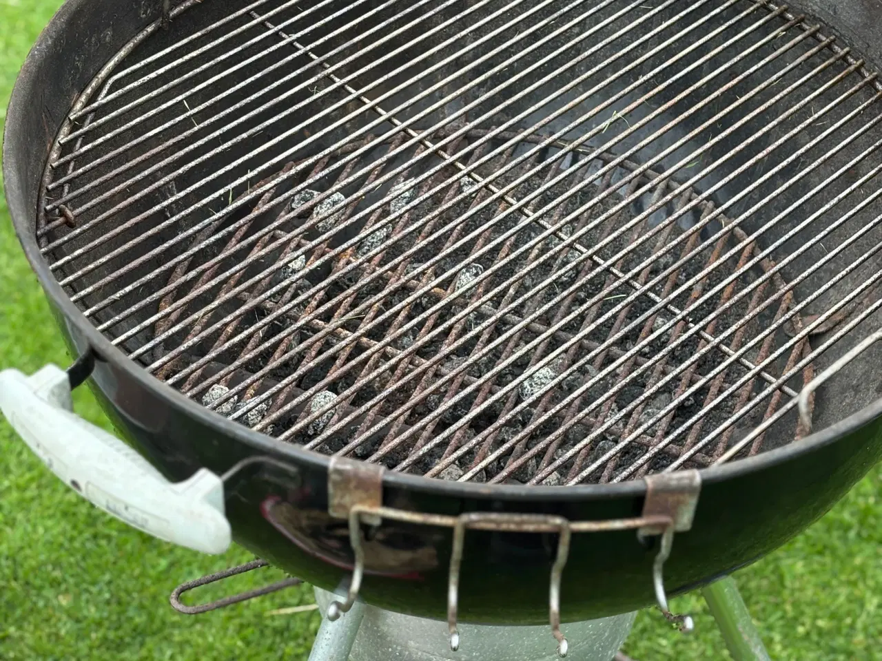 Billede 3 - Weber kuglegrill 57 cm med tilbehør