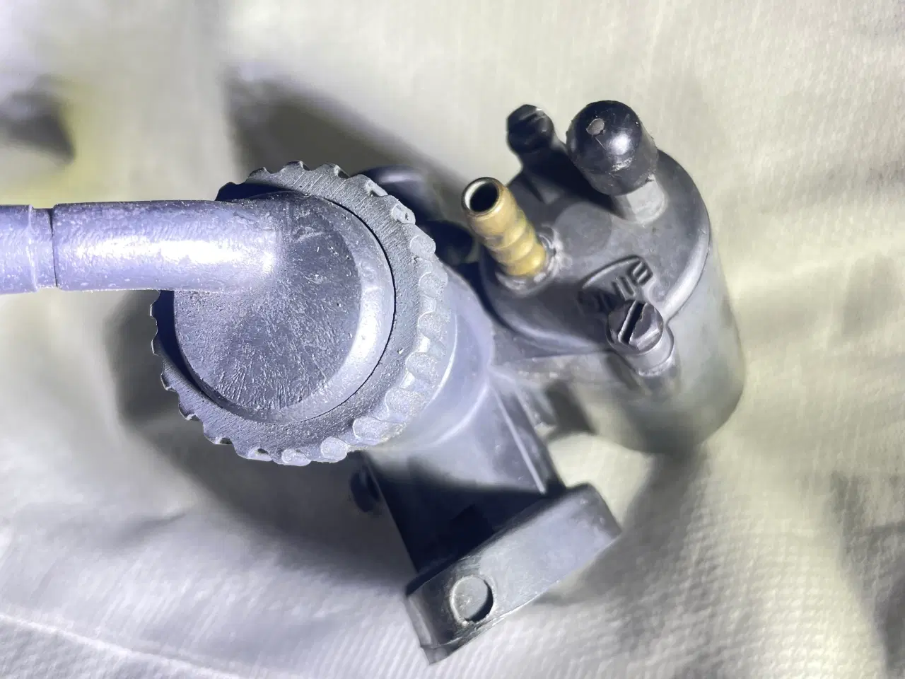 Billede 2 - BMW R60 karburator venstre