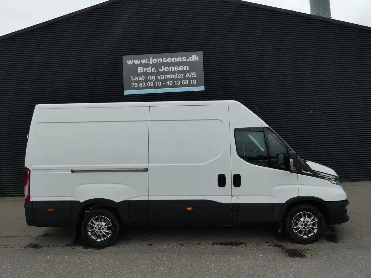 Billede 2 - Iveco Daily 35S18 12m3 3,0 D 180HK Van 8g Aut.