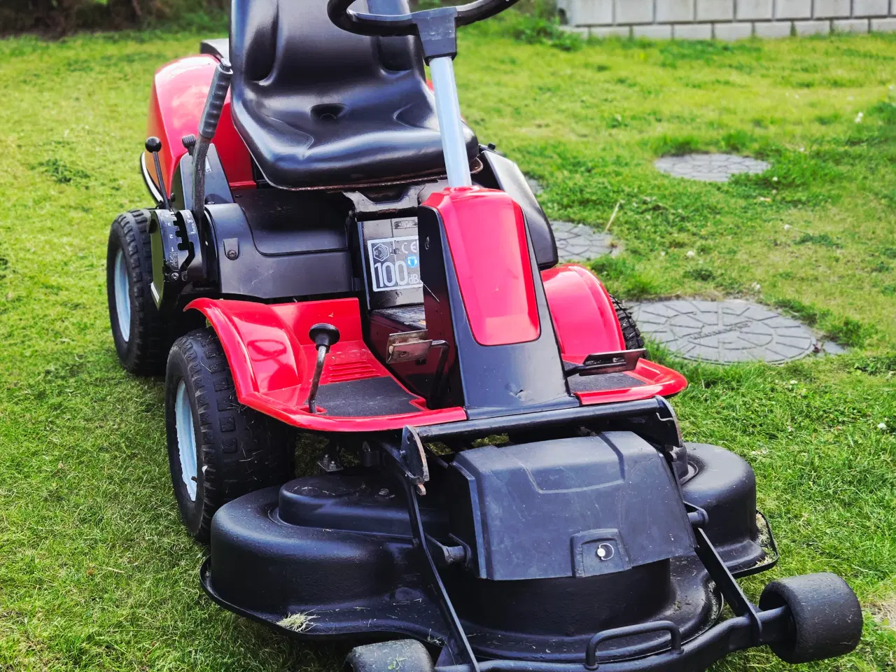 Billede 1 - FRONTKLIPPER 4WD JONSERED FR2216MA 