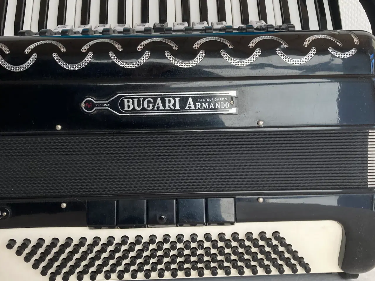 Billede 6 - Fin Italiensk Harmonika Bugari