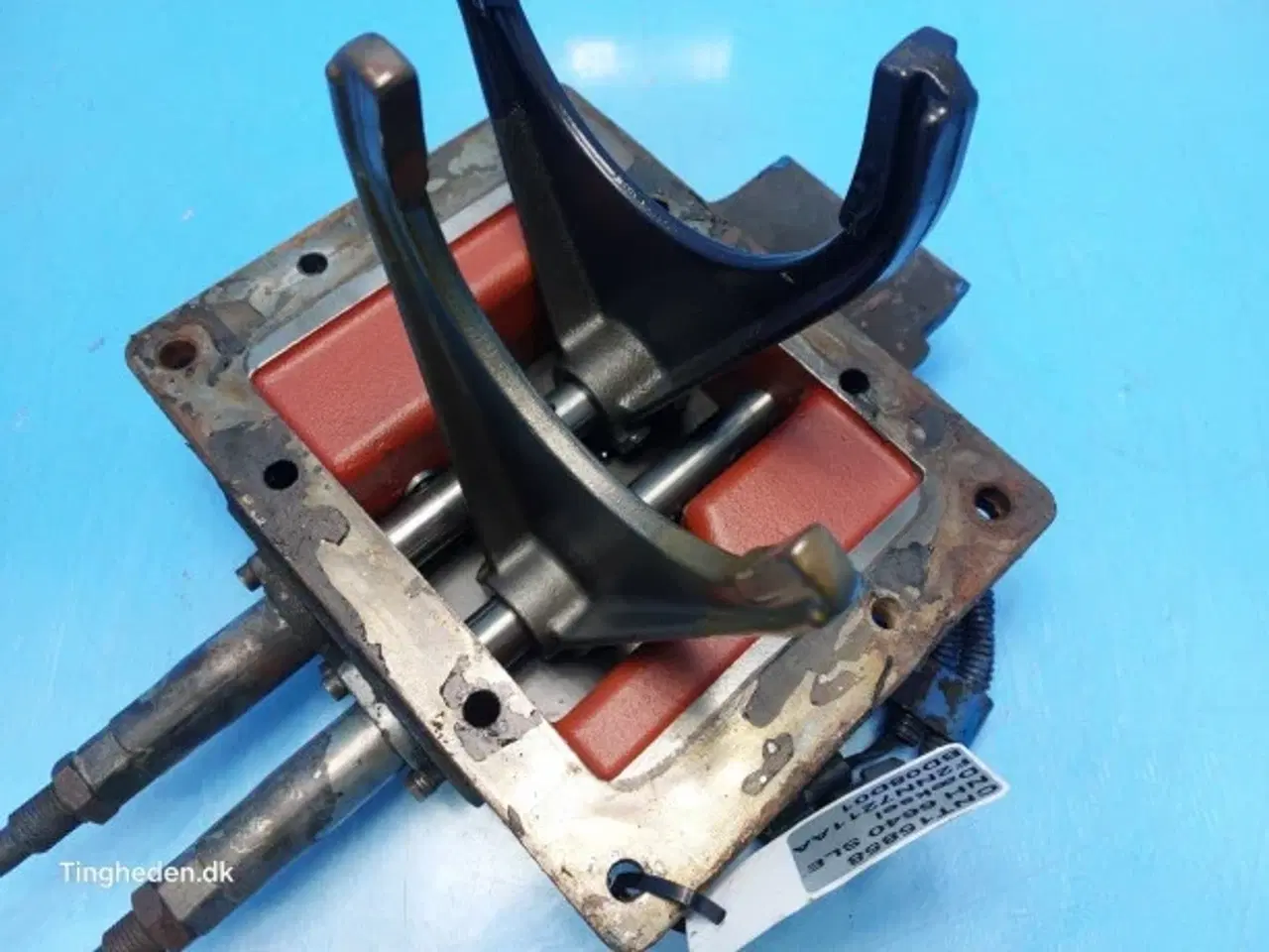 Billede 4 - New Holland 6640 Dæksel F2NN7211AA