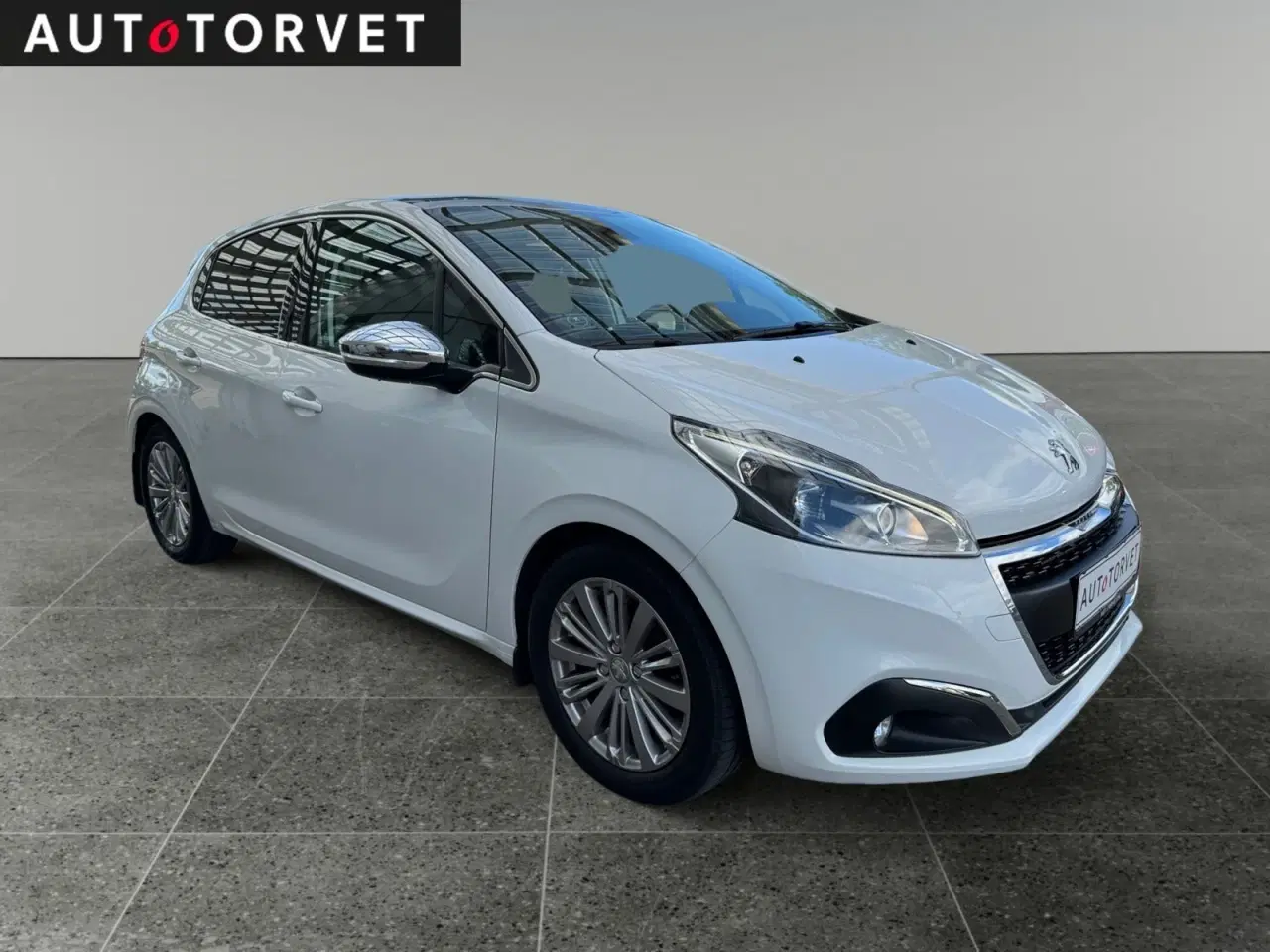 Billede 2 - Peugeot 208 1,2 PureTech 82 Selection Sky