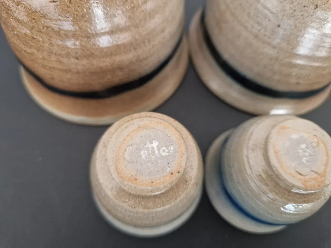Billede 4 - 2 kaffekopper og 2 snapseglas af keramik.