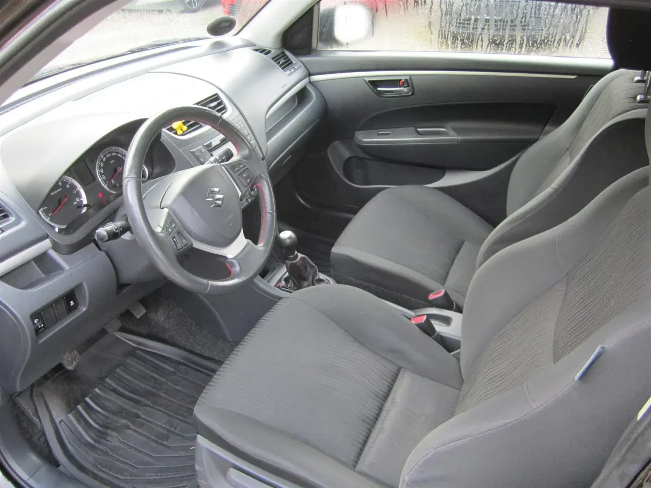 Billede 5 - Suzuki Swift 1,2 16V Cruise 94HK 3d