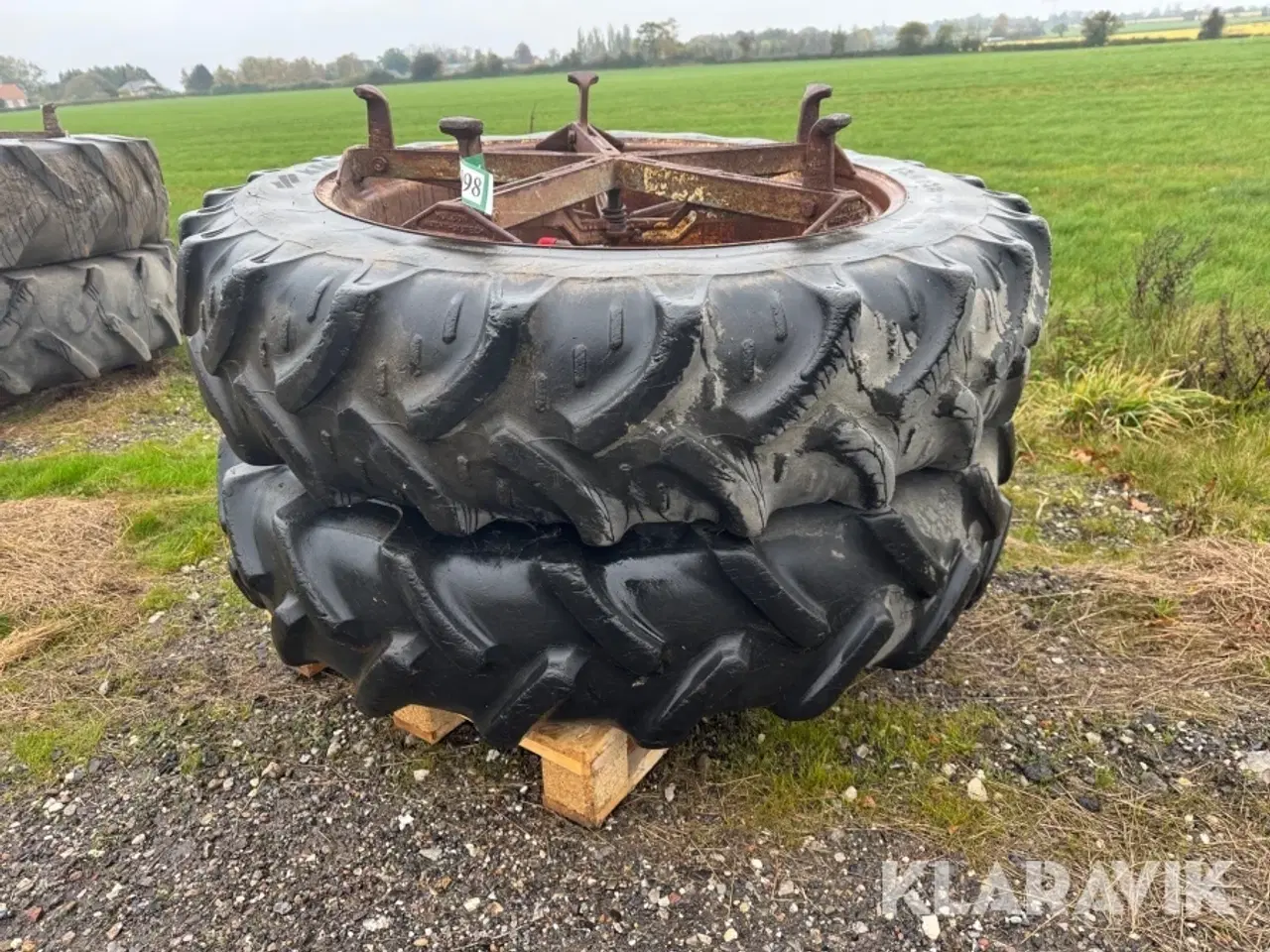 Billede 2 - Landbrugsdæk Kleber Super 9 Radial 2 styk