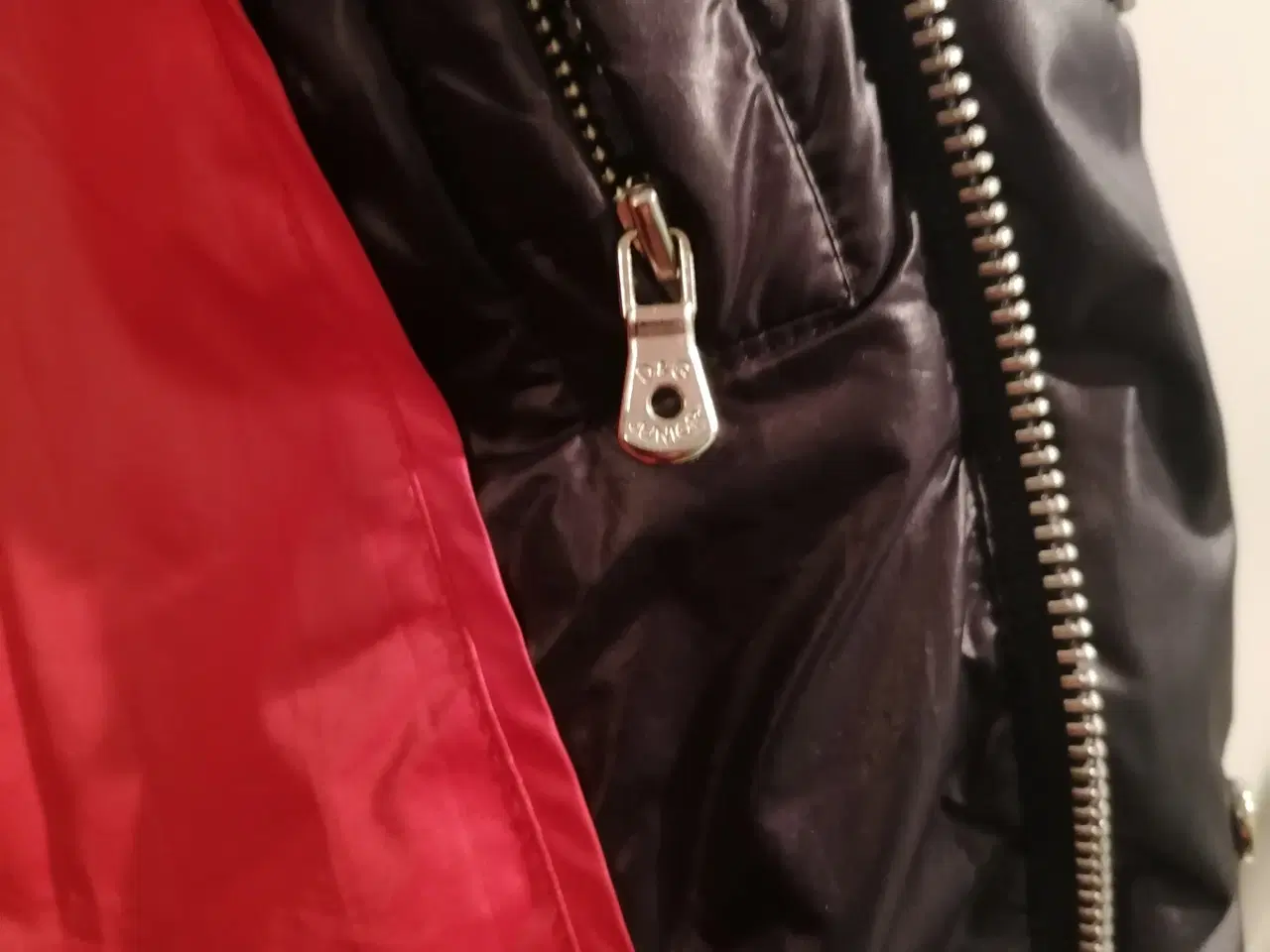 Billede 3 - Dolce Gabbana junior jakke 149-155 cm pænt stand