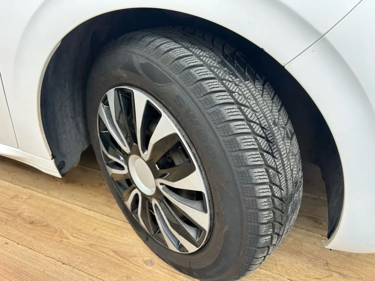 Billede 8 - Peugeot 208 1,2 VTi Allure Sky 82HK 5d
