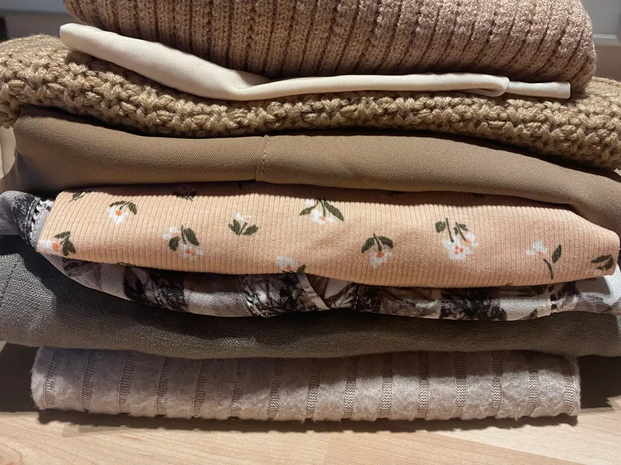 Billede 4 - Lækker tøjpakke str xs/s