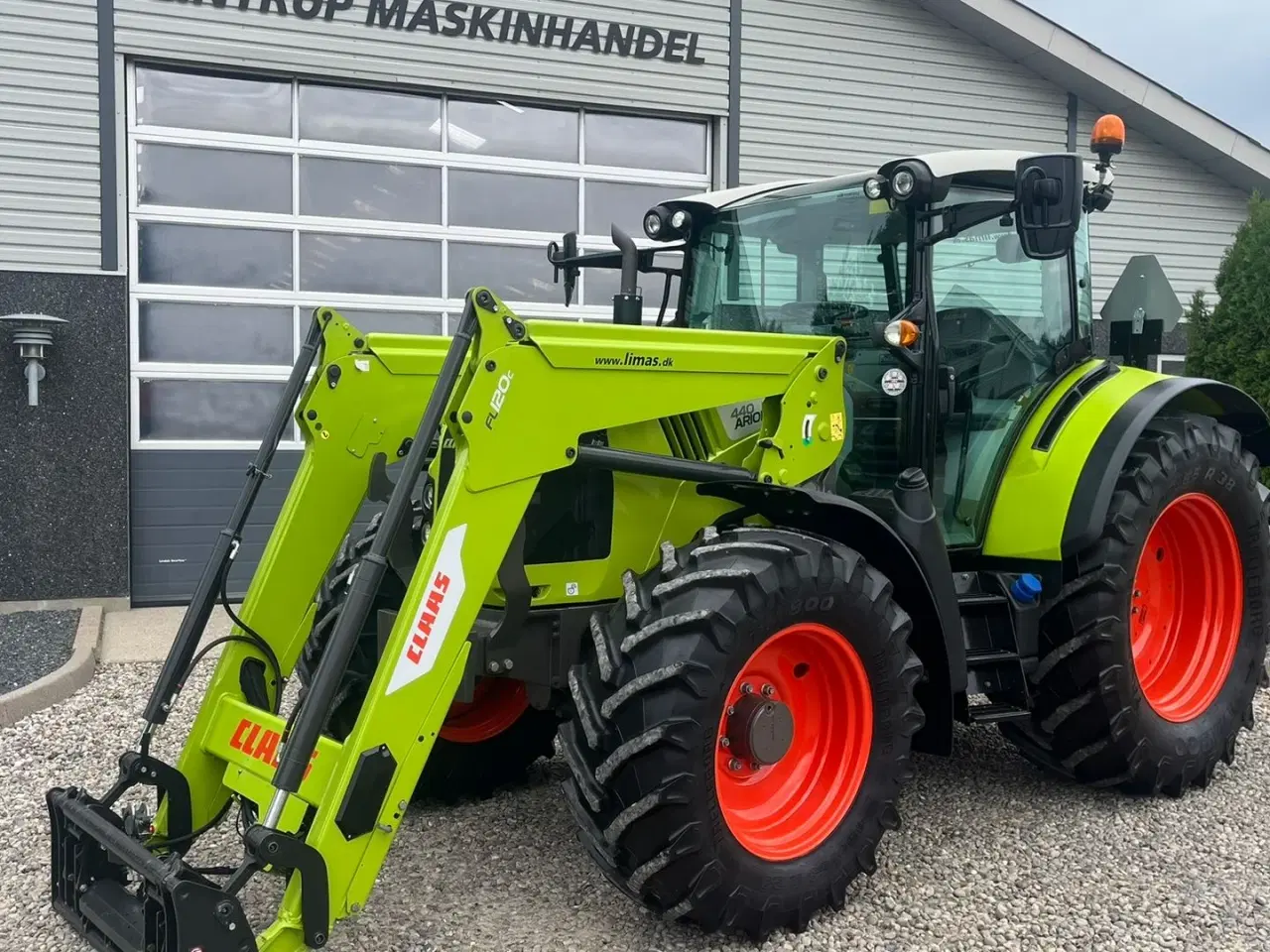 Billede 2 - CLAAS Arion 440 CIS med frontlæsser