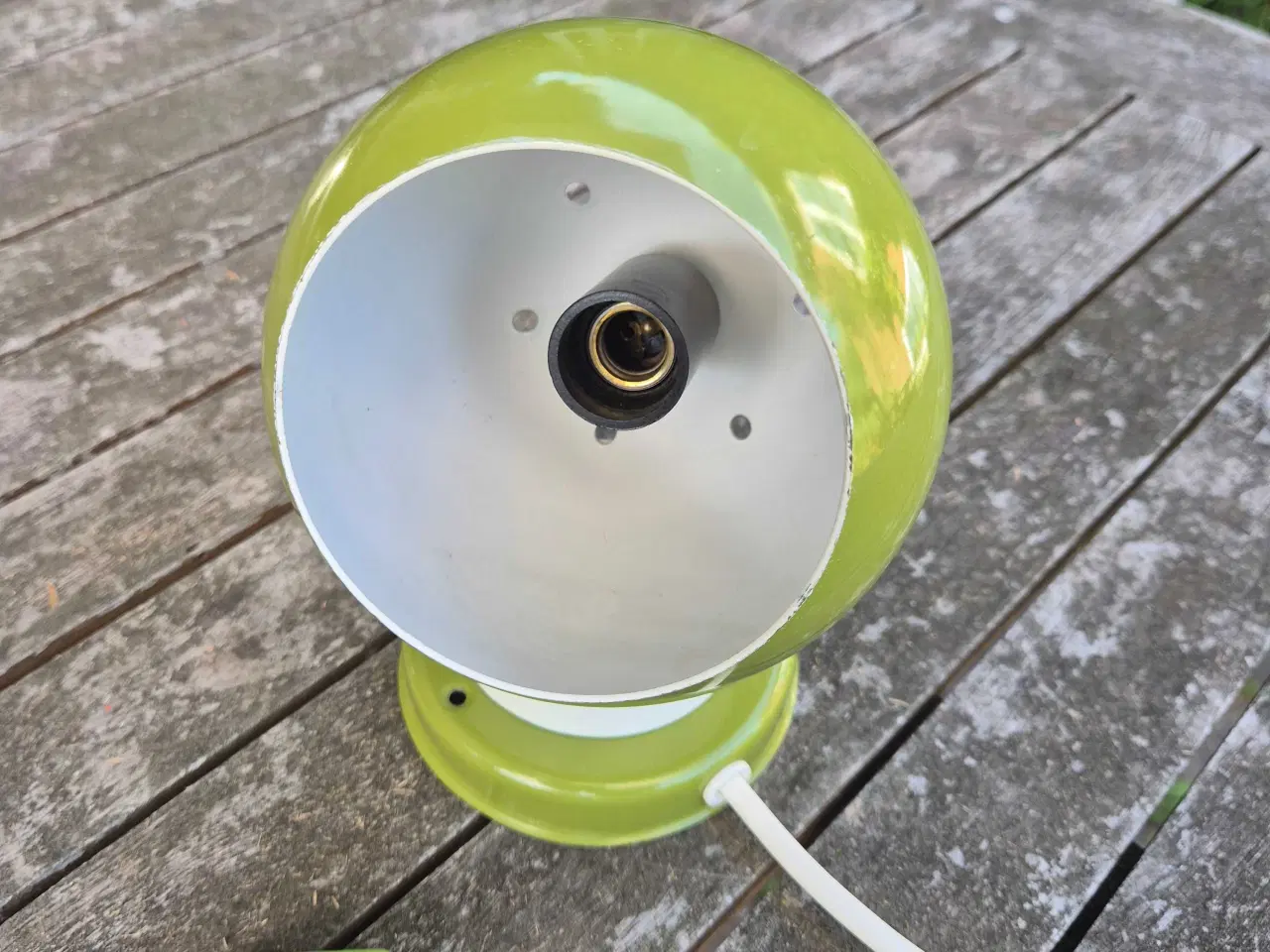 Billede 2 - Smuk lysegrøn magnetlampe 