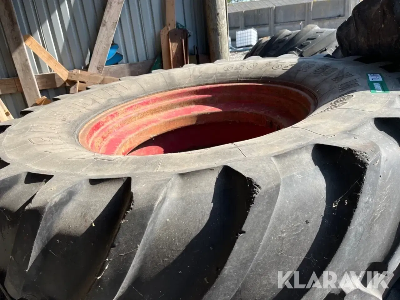 Billede 7 - Traktordæk med fælge Michelin XM 108