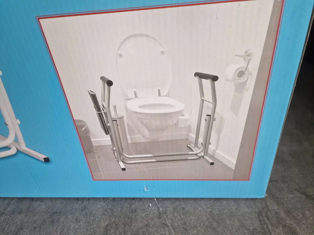 Billede 3 - Toiletstativ med magasinholder