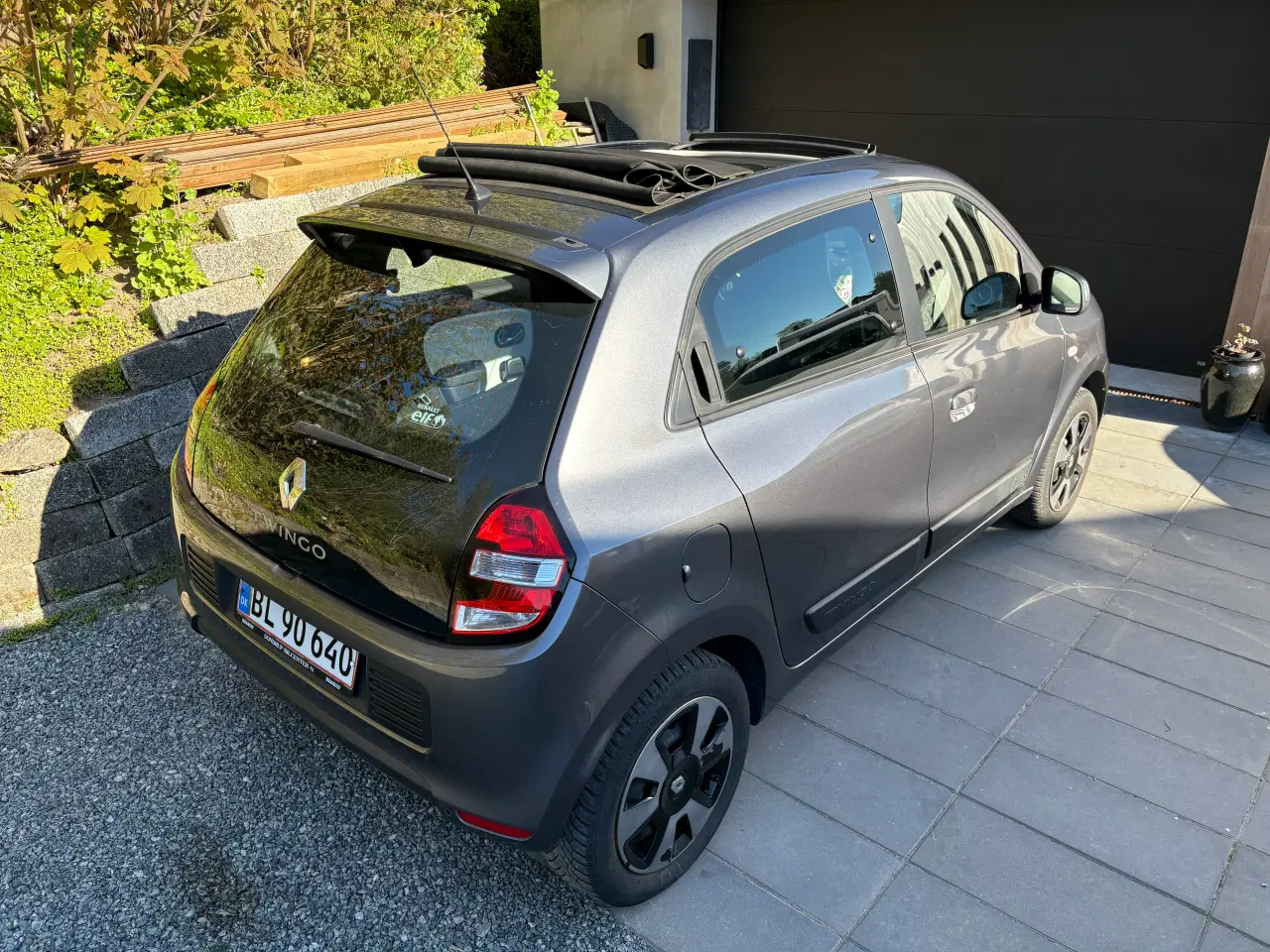 Billede 1 - Renault Twingo cabriolet 82000 km, renault-service
