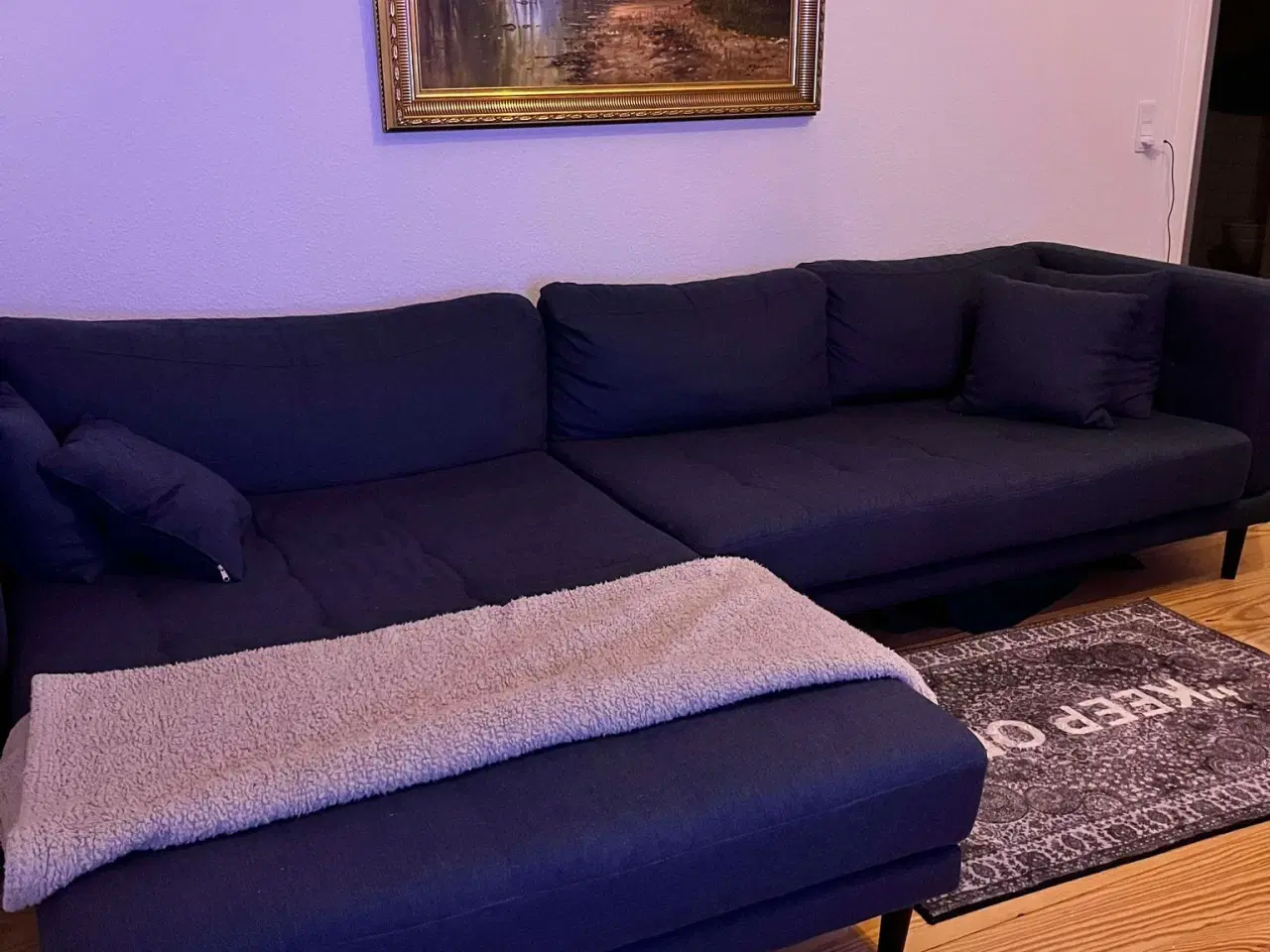 Billede 3 - Rummelig og stilfuld sofa, perfekt til hygge og gæ