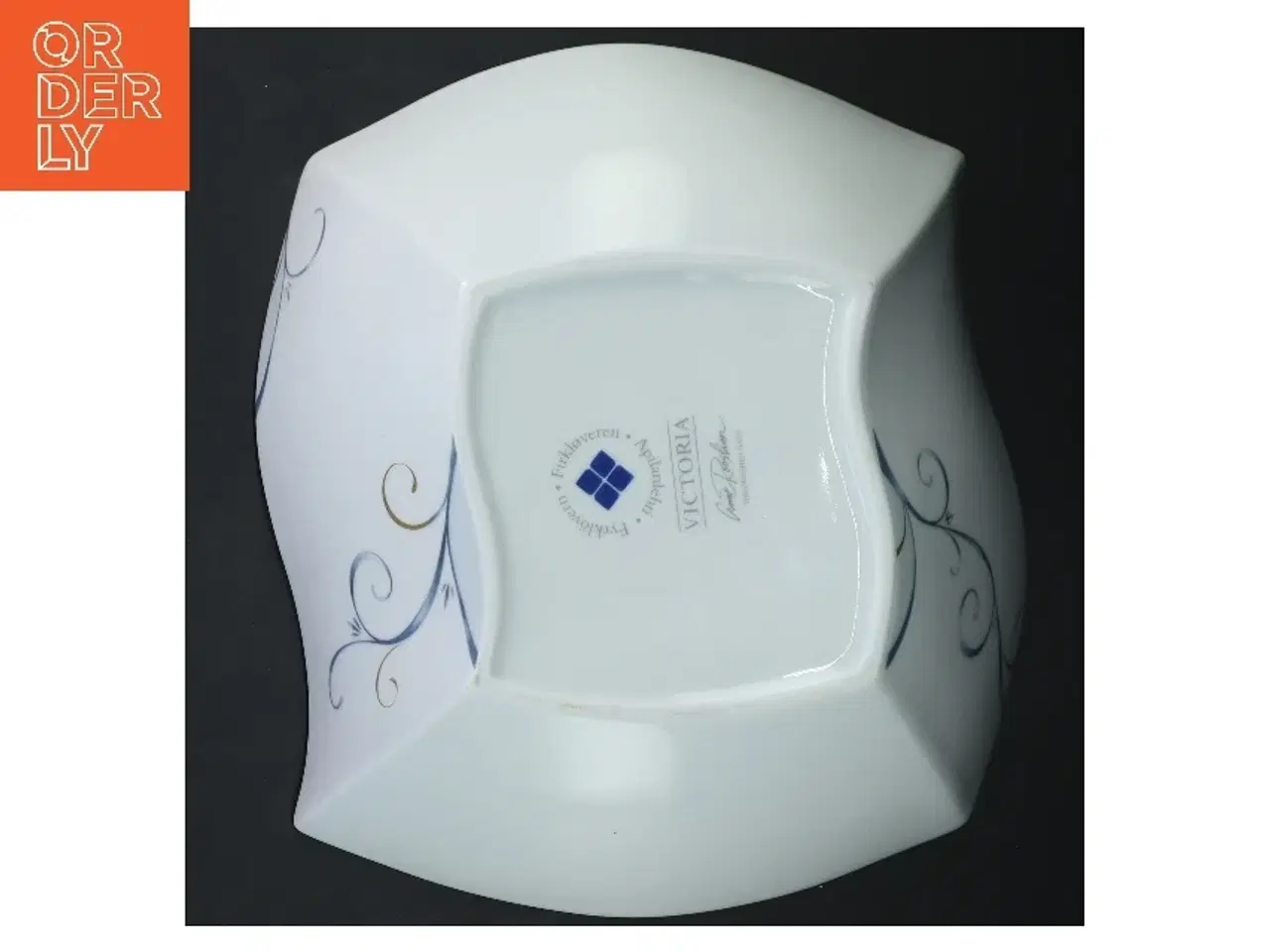 Billede 2 - Porcelænsskal fra Fyrklveren Victoria (str. 26x22x9 cm)